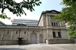 日銀、政策金利維持か　26日決定、利上げ影響見極め