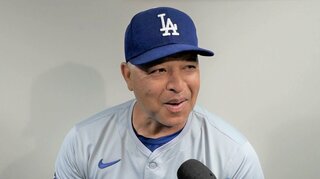 ロバーツ監督、2勝目の由伸を「今までで最高」と絶賛　ピッチャー返し直後のジョークに「とても面白かった」