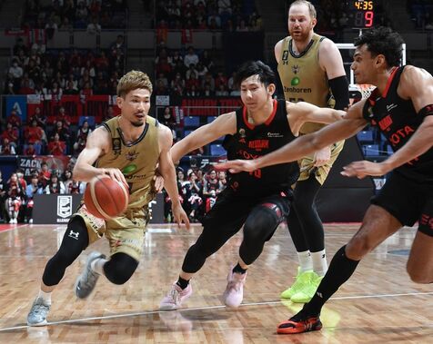 琉球キングス、準決勝へ進出　ＢリーグCS準々決勝　A東京を1点差で振り切る