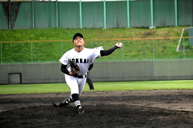 北海が代表決定戦進出、昨秋に続き札幌日大に1点差で競り勝つ