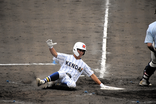 春季関東高校野球　健大高崎コールド発進