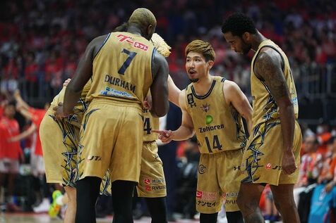 琉球キングス敗れ1勝1敗に　BリーグCS決勝　63-72で広島に競り負け　決着は28日の最終戦へ