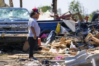 竜巻、暴風の死者２２人に　米南部、ケンタッキー州など