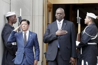 国民殺害なら米と反撃も　比大統領、中国に警告