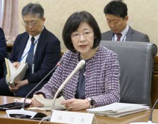 転職増で退職金の税制を議論　政府税調「中立にすべき」