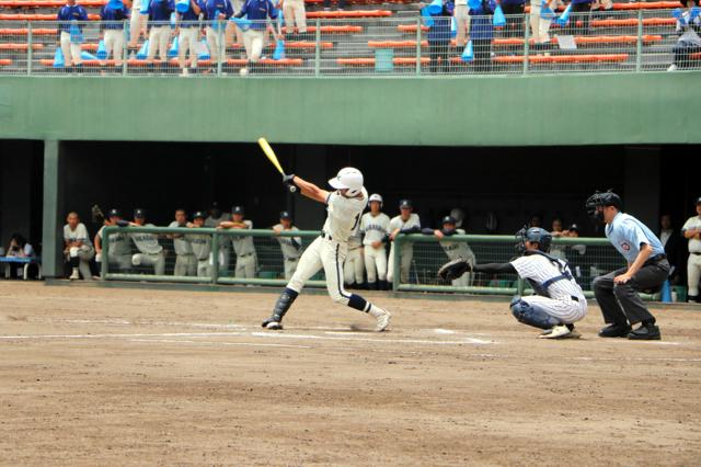 プラス思考で2点三塁打　倉敷商・菰口将仁選手　春季中国高校野球