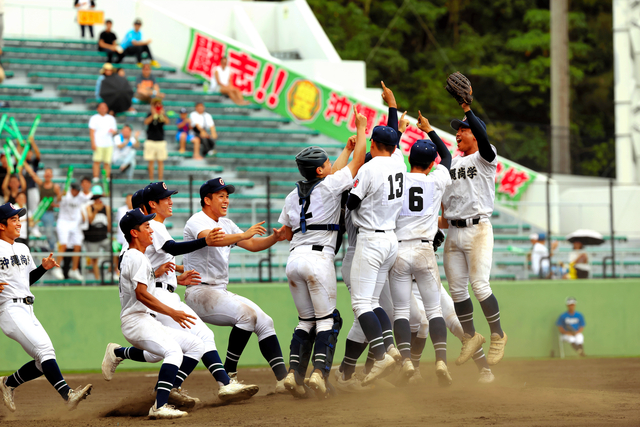 投手陣充実の興南、春優勝エナジックスポーツなど中心　沖縄大会展望