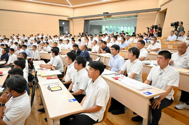 おかやま山陽は明誠学院、創志学園は倉敷工と笠岡工の勝者と初戦