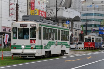 熊本市電、2025年の値上げ検討　大人180円→200円程度の可能性