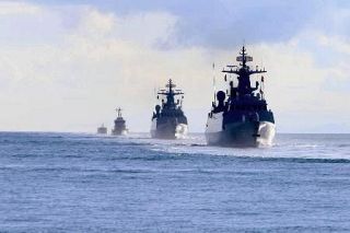 中国艦船、新たに２隻入港　カンボジア基地、拠点化か