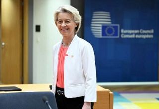 フォンデアライエン氏指名　ＥＵ首脳、欧州委員長候補