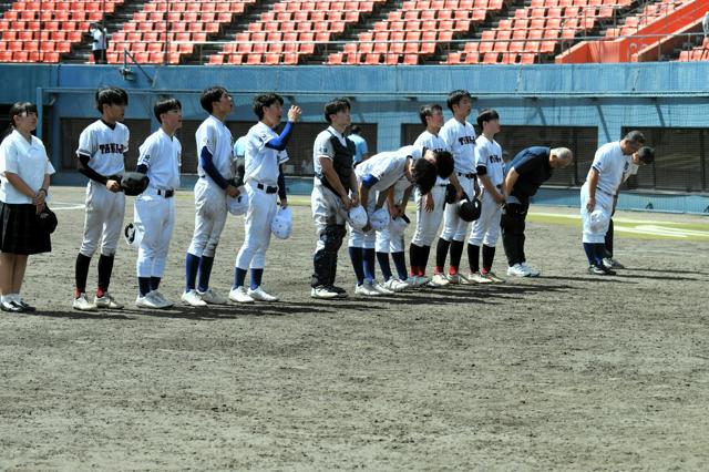 10人団結、食らいつき勝ちにいった　連合チームの飯野・高城が奮闘