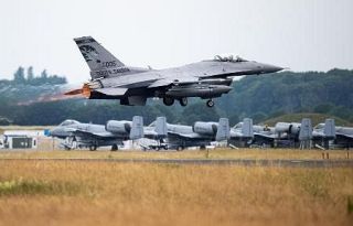 防空強化、Ｆ１６供与求める　ウクライナ、ＮＡＴＯに