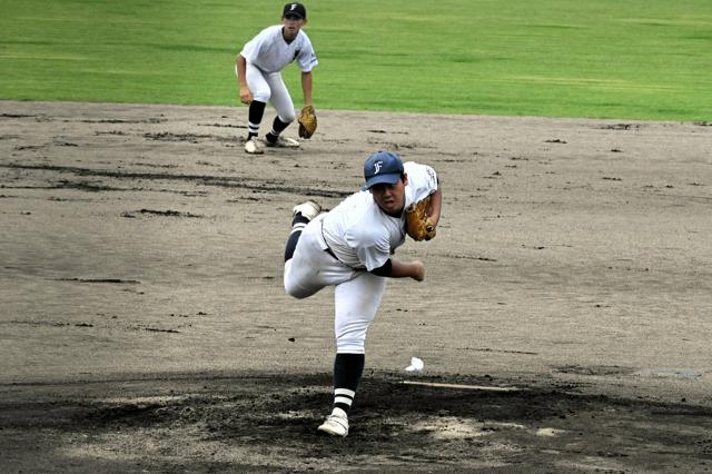 ホークス育成の兄越えた　福岡高校エース、今後はデザインの勉強へ