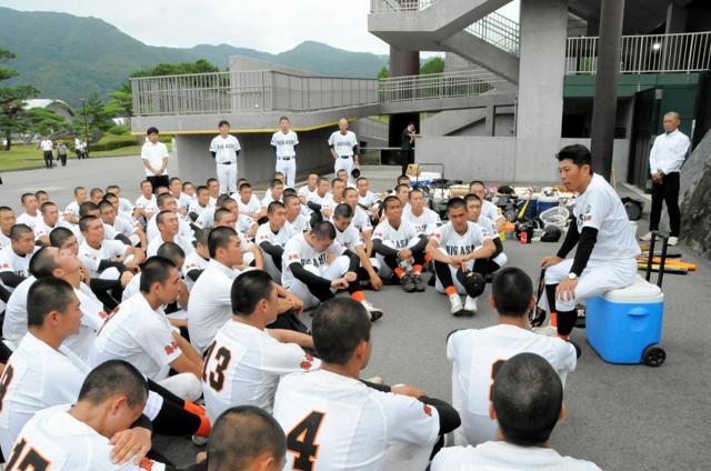 「うそつきの監督でごめんなさい」　益田東のラストミーティング