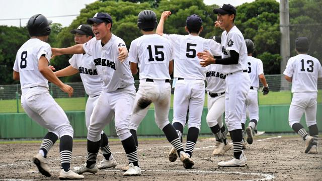 サヨナラ勝ちの足利工、奮闘したバッテリー　高校野球・栃木大会