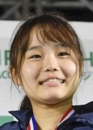 リードで村下、小武が優勝　スポーツクライミングＷ杯