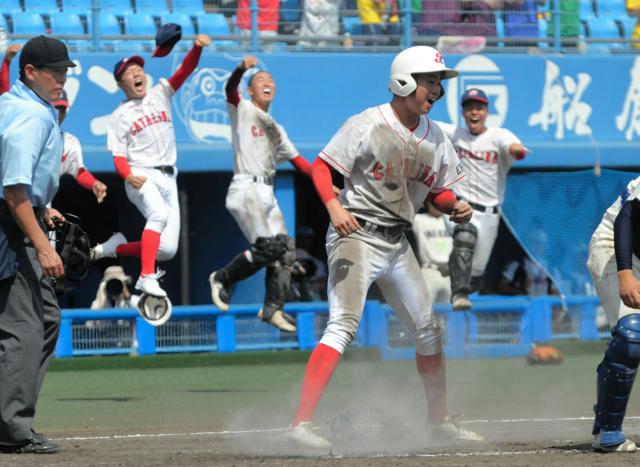 シード今治西がサヨナラ負け　昨夏決勝で敗退の雪辱果たせず