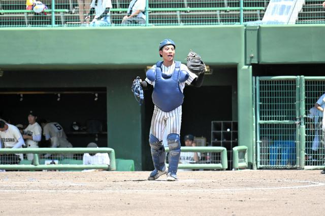 1死満塁のピンチ、こぶしで胸をたたいた　チーム支えた尾道・富島