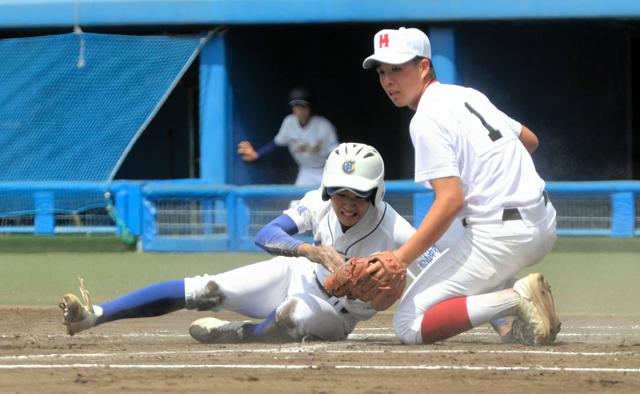 松山商が準々決勝敗退　延長タイブレークで松山中央に逆転負け