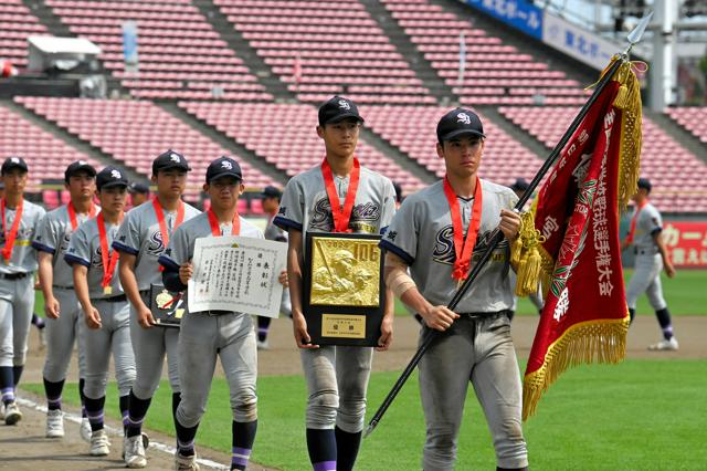 泥臭さと粘りの聖和学園が甲子園へ、公立勢の活躍も光った今大会