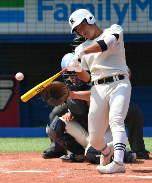 日大三ー早稲田実、13年ぶり顔合わせ　西東京大会、28日決勝