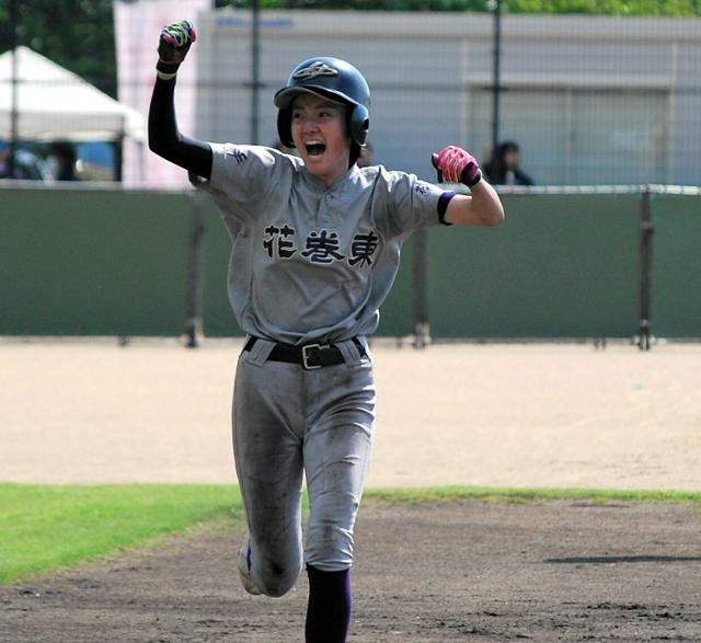 花巻東、男女で甲子園　佐々木麟太郎の妹・秋羽は左打ちの巧打者