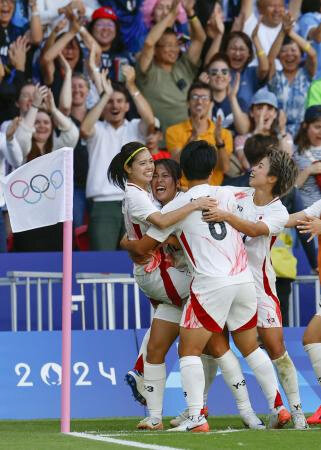 日本が終盤に逆転で初勝利　サッカー女子・２８日