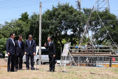 一般道での自動運転「100カ所以上の早期実装を目指す」　岸田首相