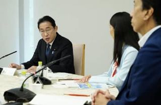 脱炭素投資拡大へ制度設計　首相が検討指示、年内めど