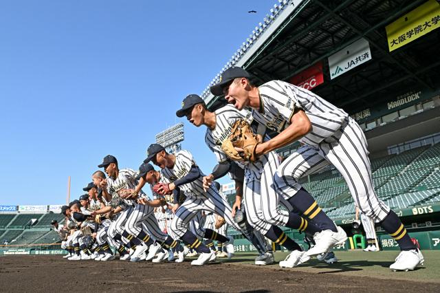 5年ぶり甲子園練習始まる　トップは白樺学園「テレビと違った迫力」