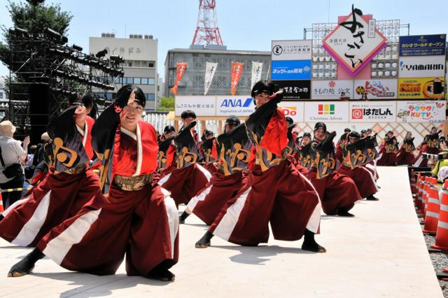 高知・よさこい祭り、予定通り開幕　巨大地震に備え避難場所の周知も