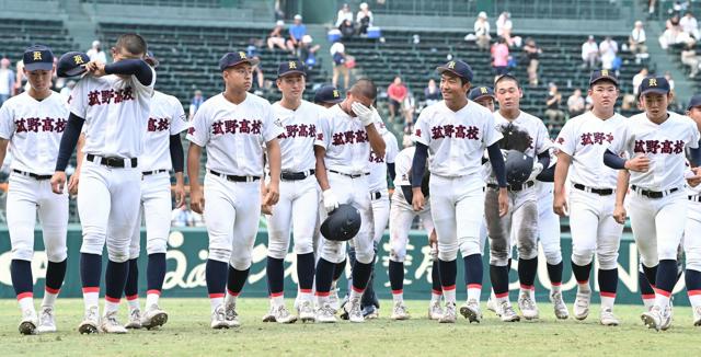 先発全員2年生の菰野、遠かった本塁「来年、成長して戻ってきたい」