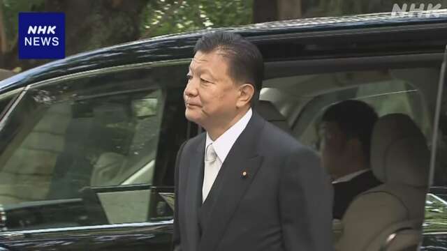 新藤経済再生相 木原防衛相が靖国神社に参拝