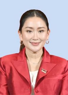 タイ首相にタクシン氏次女　３７歳、政局の混乱回避