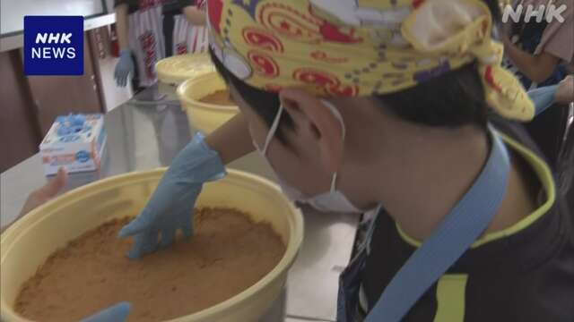 小学生が郷土料理「ぬか炊き」調理を体験 北九州