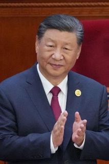 中国、学校で兵役意識高める　国防教育法を改正