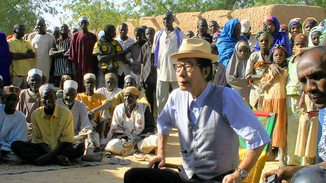 ニジェールで36年医療　谷垣雄三さんを名誉市民に　京都府京丹後市