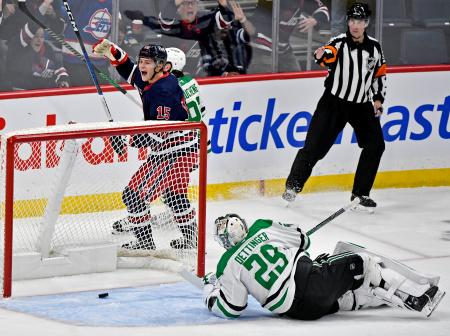 ジェッツが連勝伸ばし首位　ＮＨＬ第６週