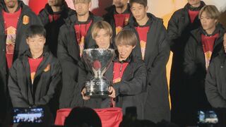 名古屋グランパス　約2000人のファンにルヴァン優勝を報告