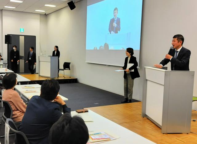 笑い飯・哲夫さんの母「施設に入らなあかんな」　人生会議のすすめ