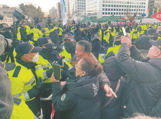 「従わないと命令違反罪」と国防相に脅され…韓国・戒厳司令部トップが明かした急な「内幕」