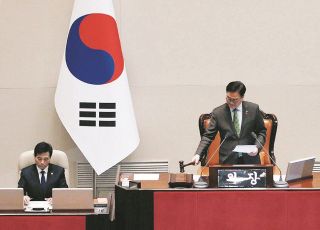 韓国大統領の弾劾訴追案が可決　各地でデモ、国民の怒りと嘆きが政治を動かす　尹氏は「けっして諦めない」