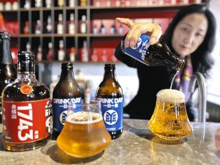 ハイボール・ティラミス・ラテ…紹興酒が中国で大変化！　若者向けの商品続々、日本での飲まれ方もヒントに