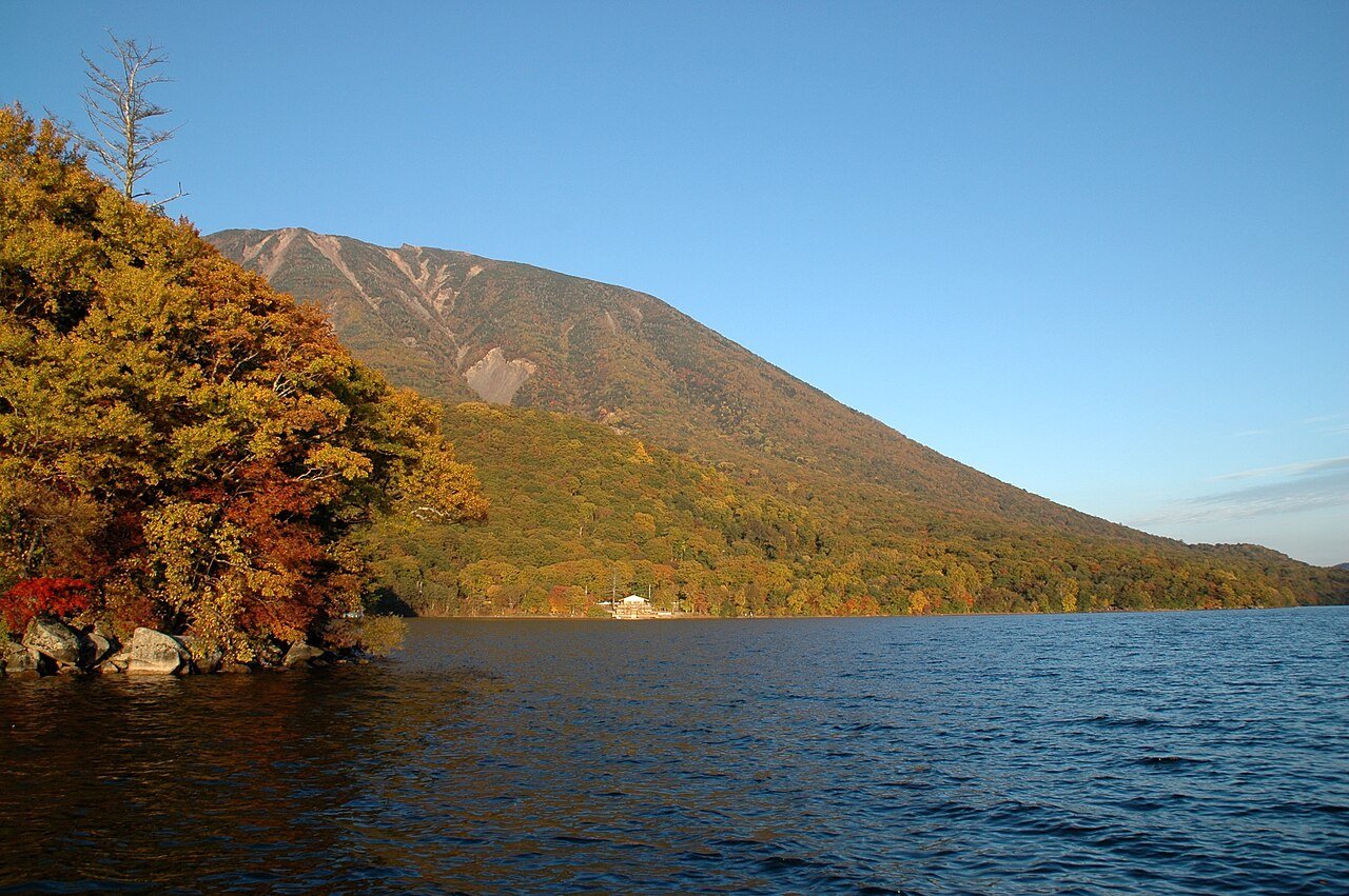 日光・奥日光で紅葉が見頃、中禅寺湖周辺に観光客が増加 - 画像2