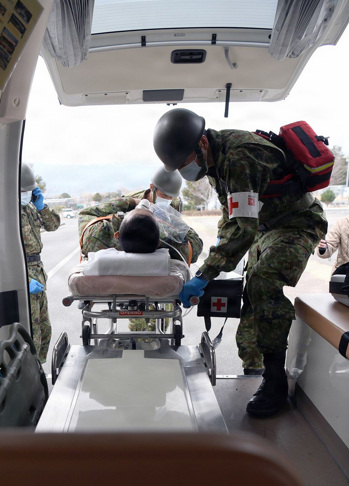 台風シーズンに備え各地で避難訓練、小学校では津波想定の訓練も - 画像3