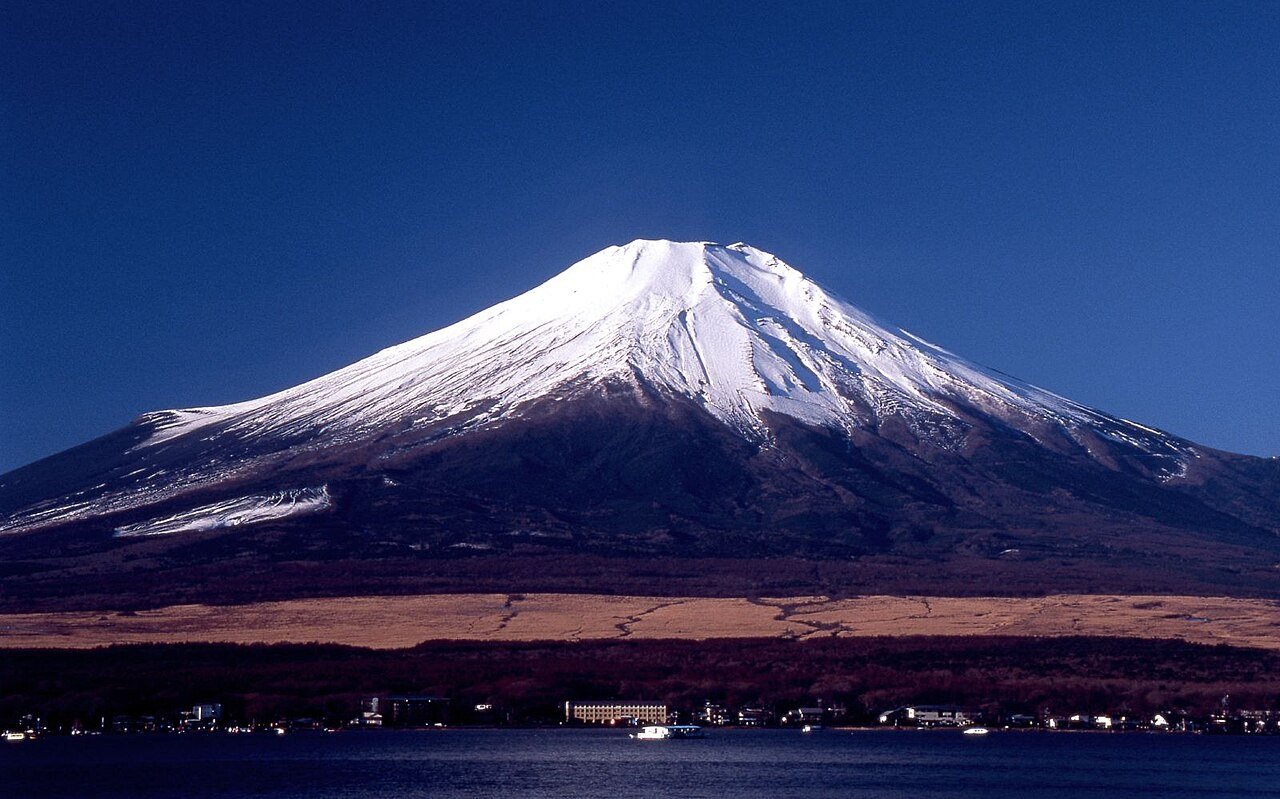 富士山の紅葉シーズンが到来、山中湖畔の遊歩道から絶景を満喫 - 画像3